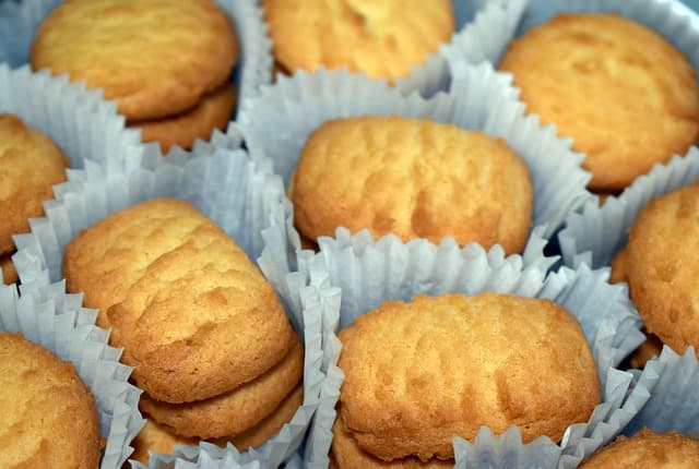 Meltaway Butter Cookies